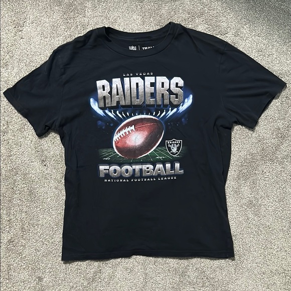 Las Vegas Raiders Graphic Tee - Picture 1 of 3